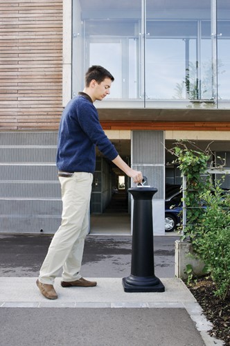 Asbak staand Rubbermaid peukenzuil tuscan zwart-2