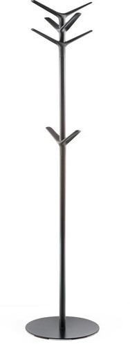 Porte-manteaux sur pied